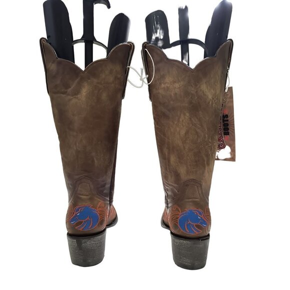 Gameday NCAA Boise State Broncos Embroidered Distressed Cowgirl boots size 7 NWT - Picture 3 of 9